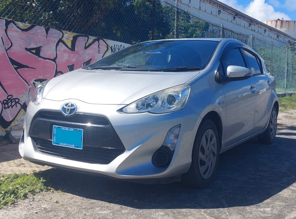 2015 Toyota Aqua Hybrid